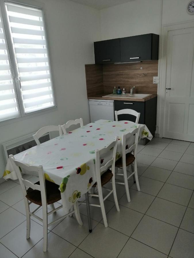 Gite En Brenne Les Chenes Merigny Exterior foto